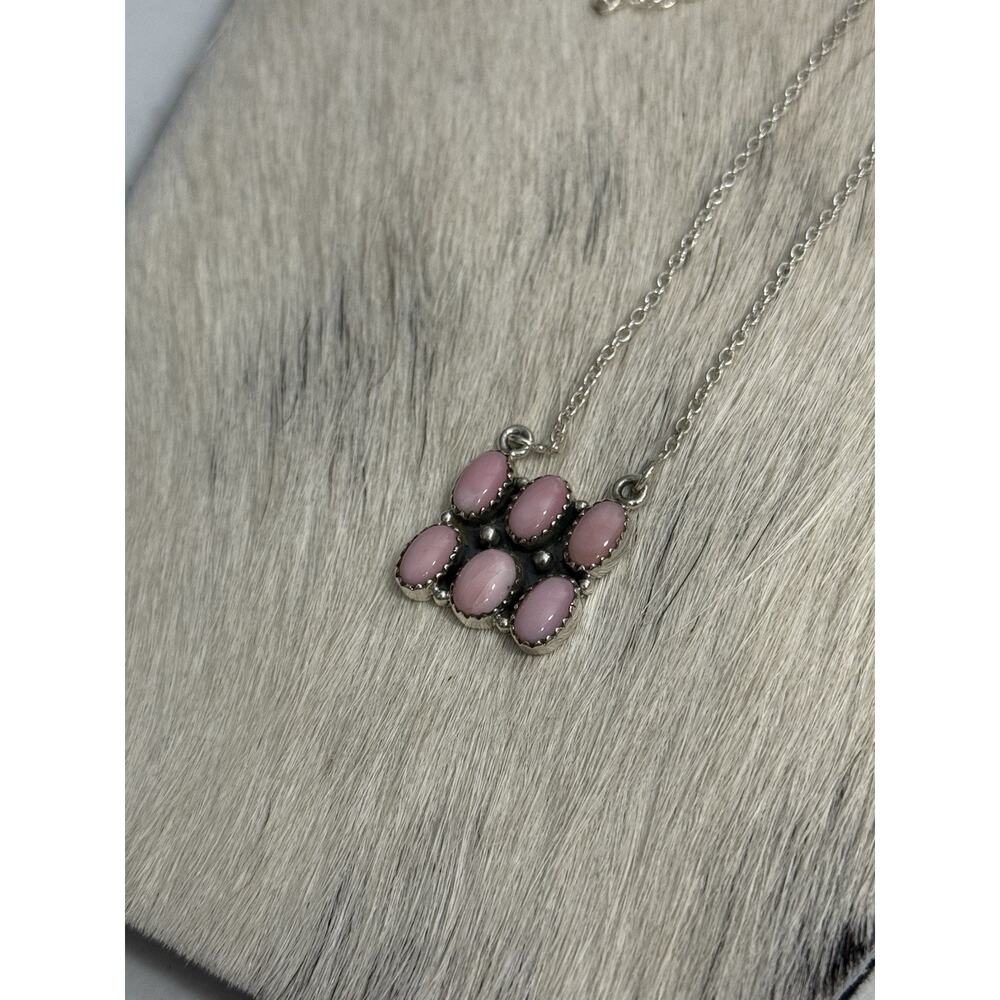 Sterling Silver 925 Pink Conch Oval Multi-Stone Six Stone Bar Necklace 16”-18” - Picture 4 of 8